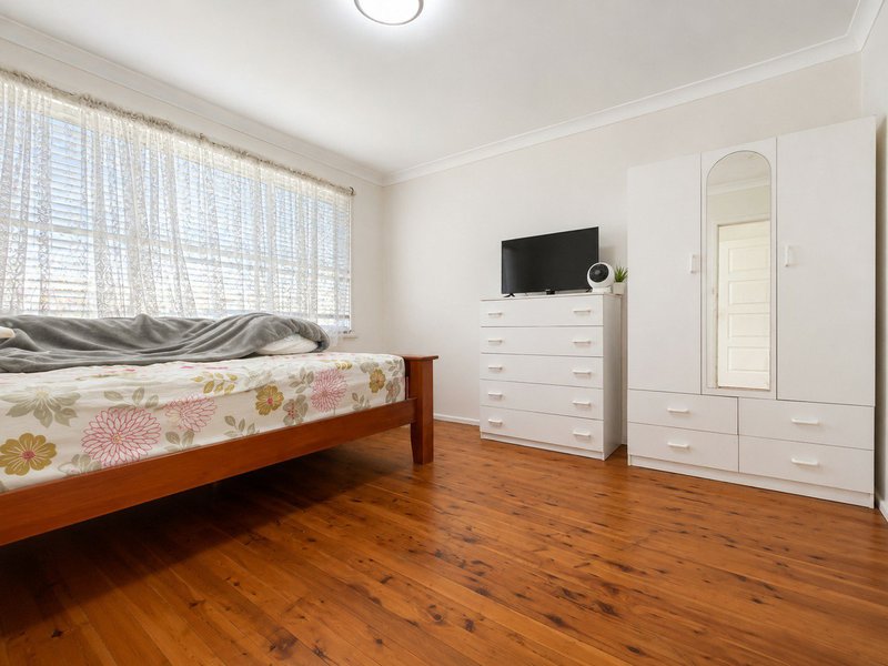 Photo - 7 Harrington Street, Cabramatta West NSW 2166 - Image 4