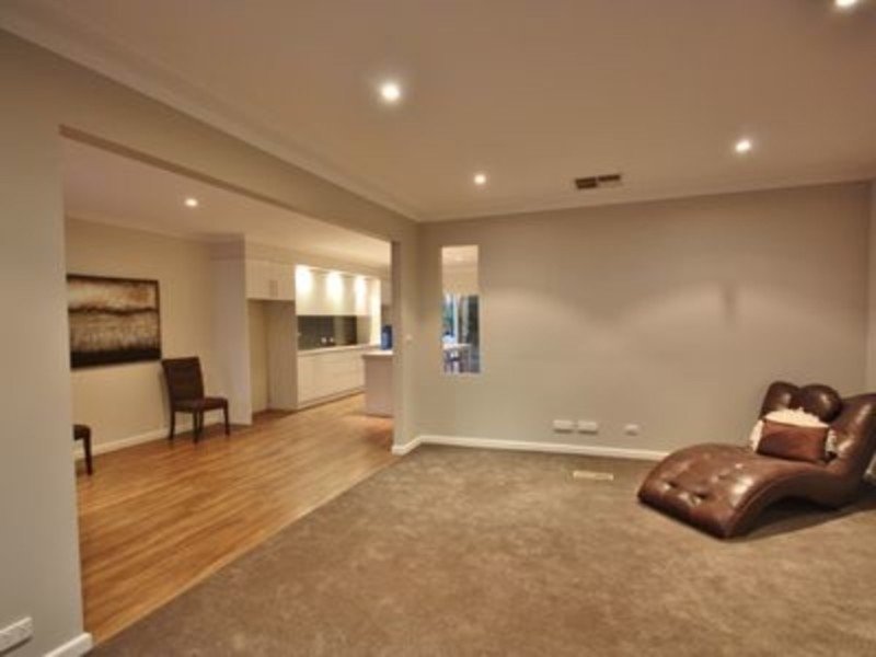 Photo - 7 Harrison Avenue, Benalla VIC 3672 - Image 8