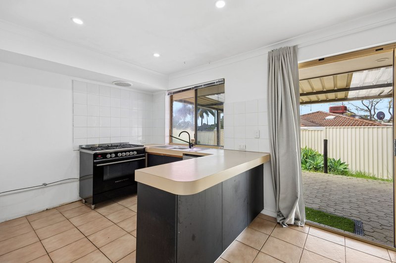 Photo - 7 Hartog Grove, Mirrabooka WA 6061 - Image 8