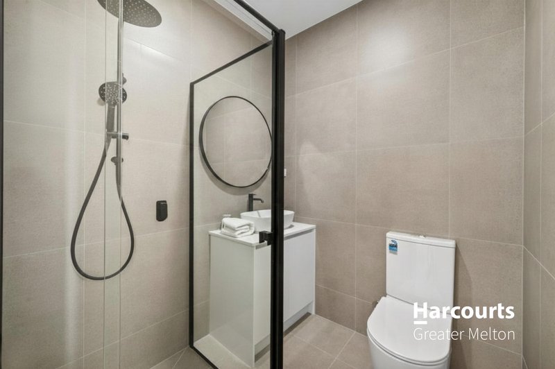 Photo - 7 Harwich Street, Rockbank VIC 3335 - Image 10