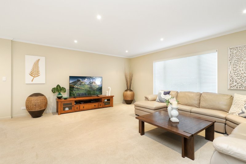 Photo - 7 Hatia Grove, Ferny Grove QLD 4055 - Image 9