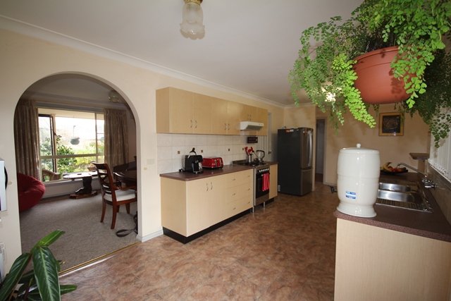 Photo - 7 Hawkes Drive, Oberon NSW 2787 - Image 3