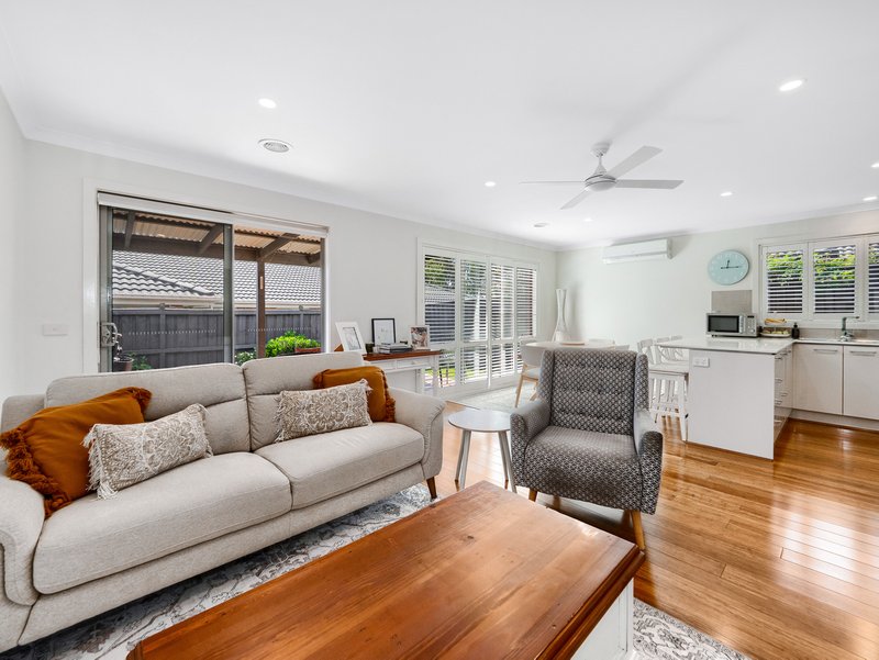 Photo - 7 Hawkshead Place, Cranbourne North VIC 3977 - Image 10