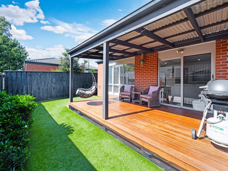 Photo - 7 Hawkshead Place, Cranbourne North VIC 3977 - Image 16