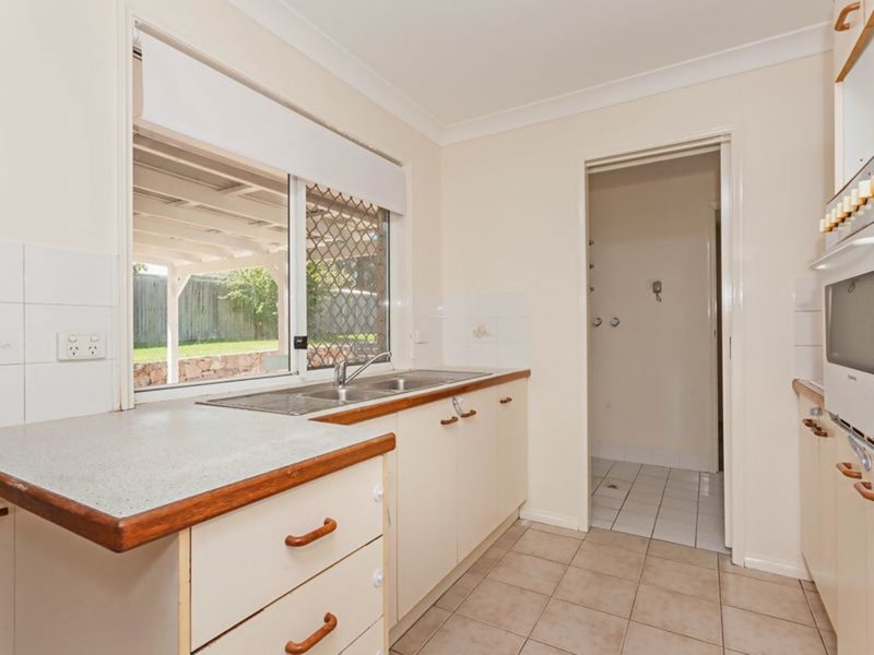 Photo - 7 Hayward Court, Crestmead QLD 4132 - Image 4