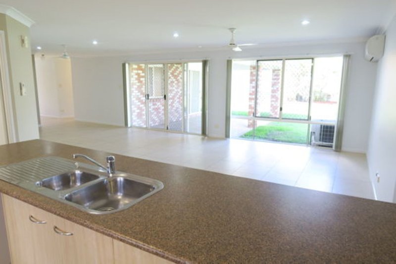 Photo - 7 Heath Court, Brassall QLD 4305 - Image 11