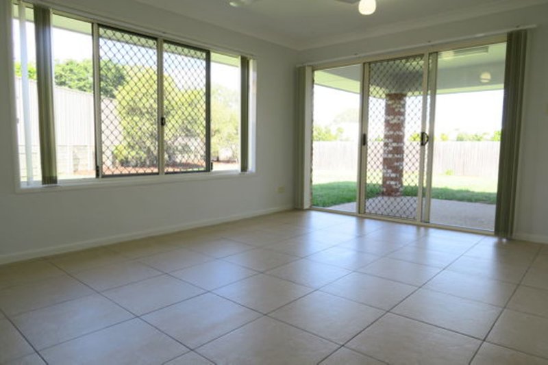 Photo - 7 Heath Court, Brassall QLD 4305 - Image 19