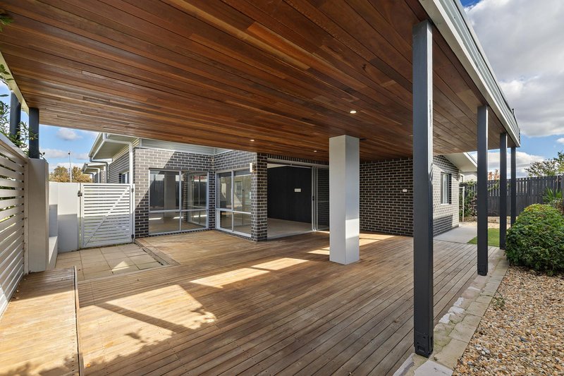 Photo - 7 Helby Street, Harrison ACT 2914 - Image 15