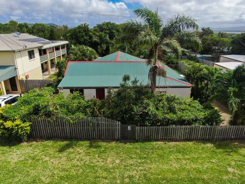 7 Helen Street, Cooktown QLD 4895