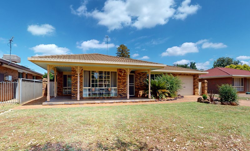 7 Hellyer Court, Dubbo NSW 2830