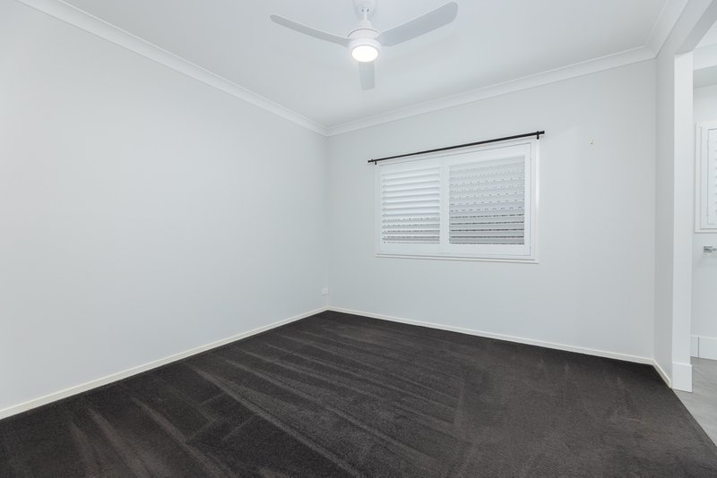 Photo - 7 Hemlock Street, Caboolture QLD 4510 - Image 4