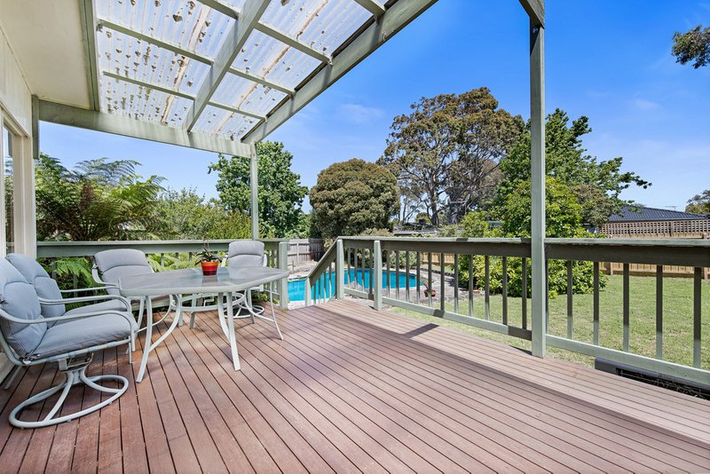 Photo - 7 Henley Drive, Wheelers Hill VIC 3150 - Image 9