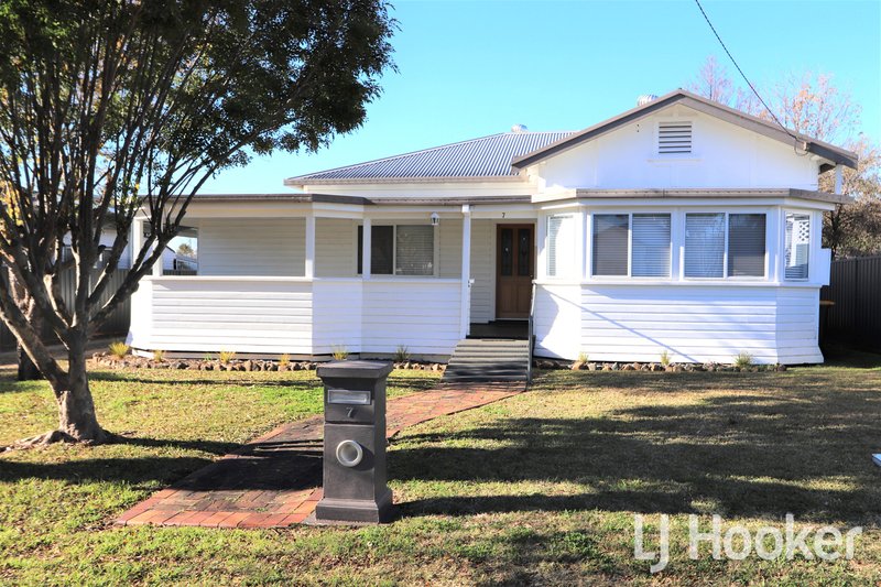 7 Herbert Street, Inverell NSW 2360