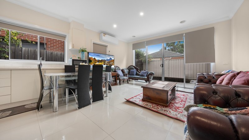 Photo - 7 Hermione Terrace, Epping VIC 3076 - Image 5