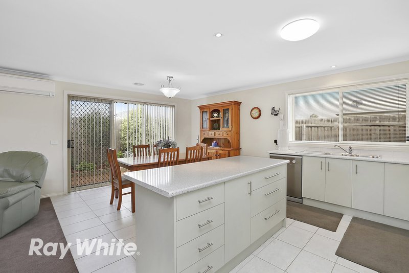 Photo - 7 Hibbertia Court, Corio VIC 3214 - Image 4