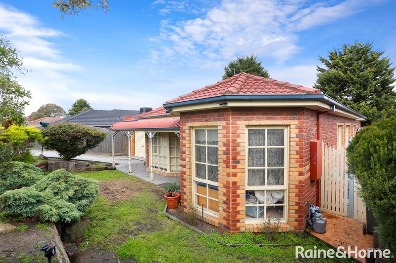 Photo - 7 Hibiscus Close, Meadow Heights VIC 3048 - Image 2