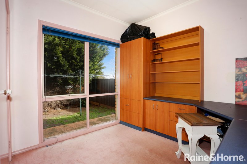 Photo - 7 Hibiscus Close, Meadow Heights VIC 3048 - Image 7