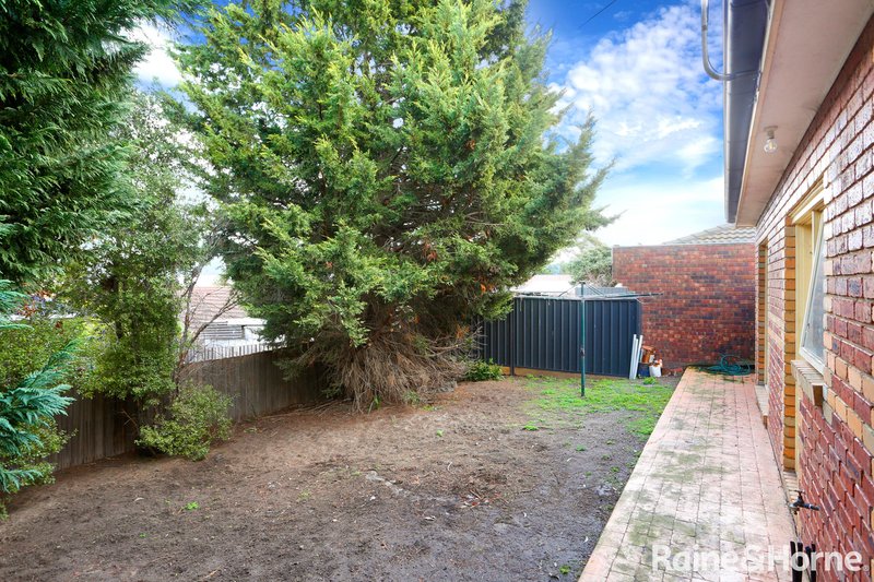 Photo - 7 Hibiscus Close, Meadow Heights VIC 3048 - Image 9