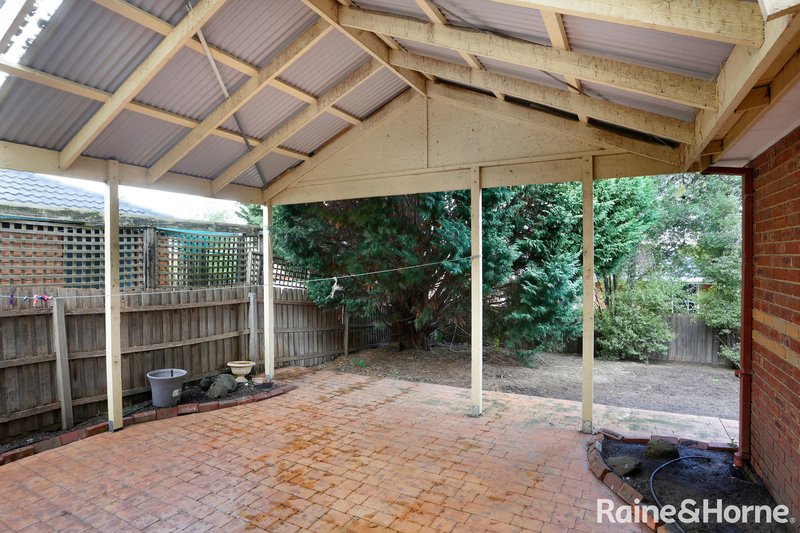 Photo - 7 Hibiscus Close, Meadow Heights VIC 3048 - Image 10