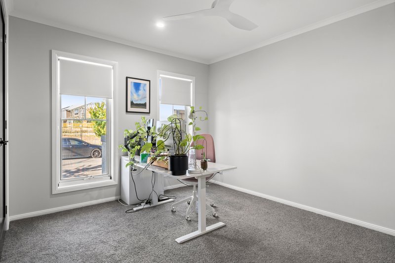 Photo - 7 Hibiscus Street (The Gables) , Box Hill NSW 2765 - Image 8