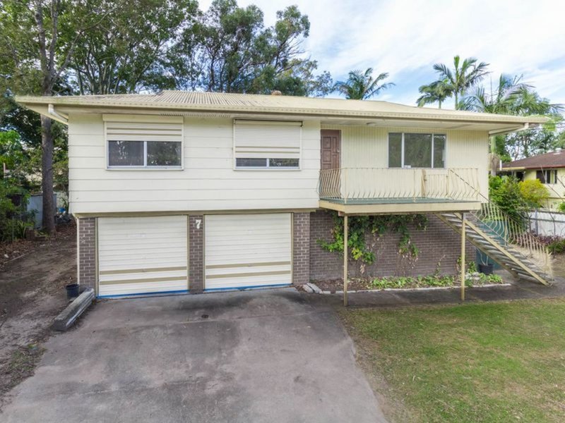 7 Hickory Street, Marsden QLD 4132