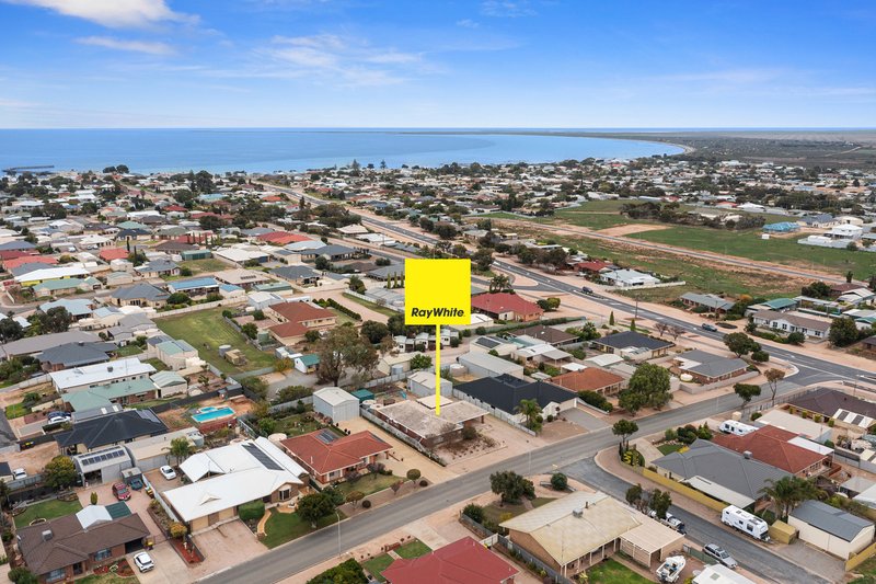 7 Highview Grove, Moonta Bay SA 5558