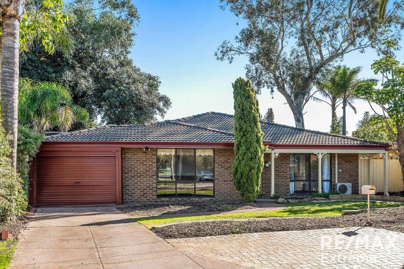 7 Hillside Grove, , Ballajura WA 6066