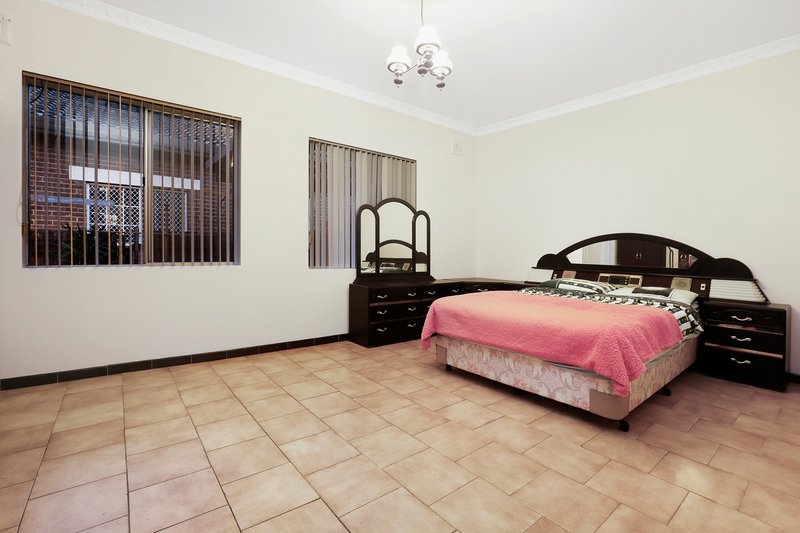 Photo - 7 Hillview Street, Roselands NSW 2196 - Image 10