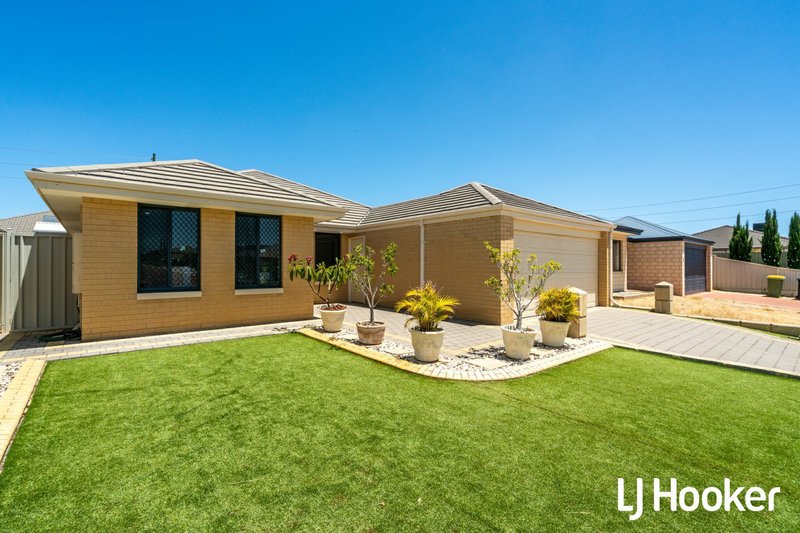 Photo - 7 Hodgkinson Turn, Canning Vale WA 6155 - Image 2