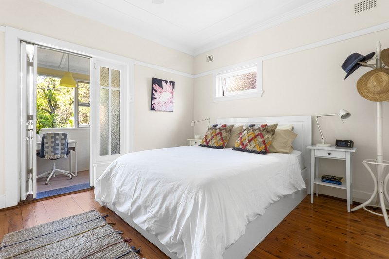 Photo - 7 Hollands Avenue, Marrickville NSW 2204 - Image 4