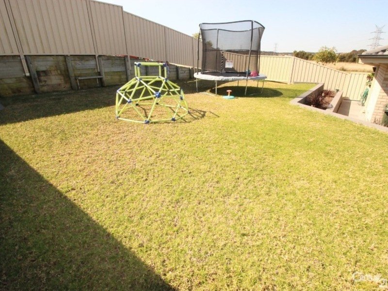 Photo - 7 Horizon Avenue, Cameron Park NSW 2285 - Image 5