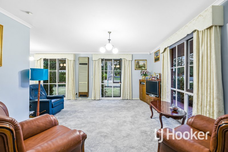 Photo - 7 Horne Court, Pakenham VIC 3810 - Image 3