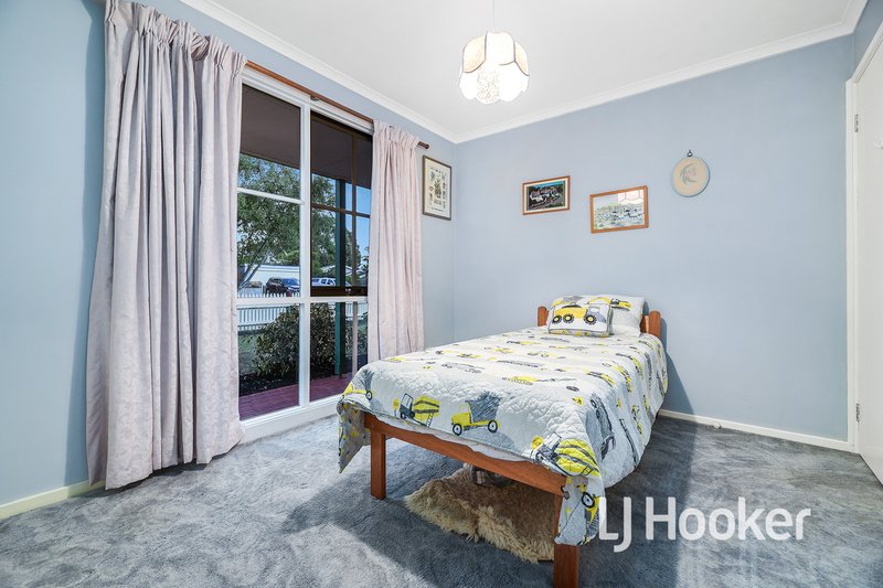 Photo - 7 Horne Court, Pakenham VIC 3810 - Image 12