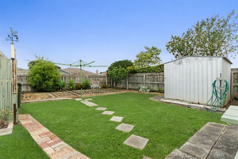 Photo - 7 Hosie Avenue, Bell Post Hill VIC 3215 - Image 10