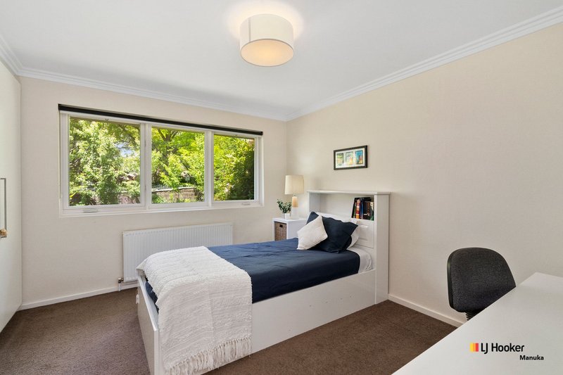 Photo - 7 Hotham Crescent, Deakin ACT 2600 - Image 16