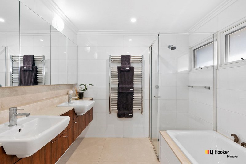 Photo - 7 Hotham Crescent, Deakin ACT 2600 - Image 18