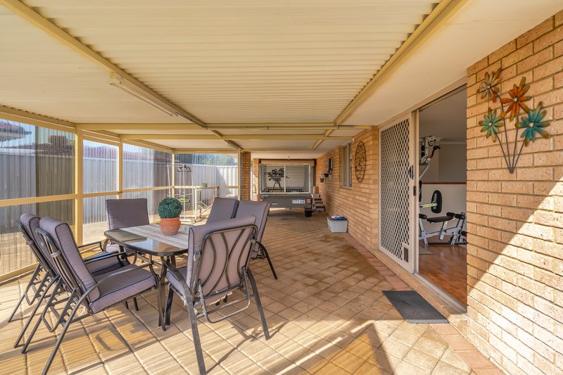 Photo - 7 Hove Place, Warnbro WA 6169 - Image 18