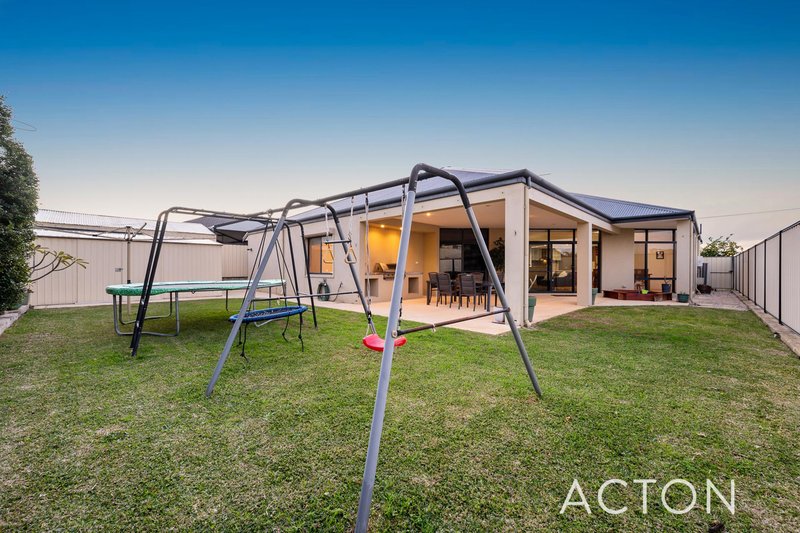 Photo - 7 Howe Street, Beeliar WA 6164 - Image 12