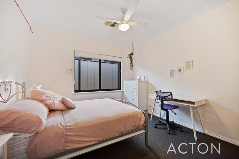 Photo - 7 Howe Street, Beeliar WA 6164 - Image 16