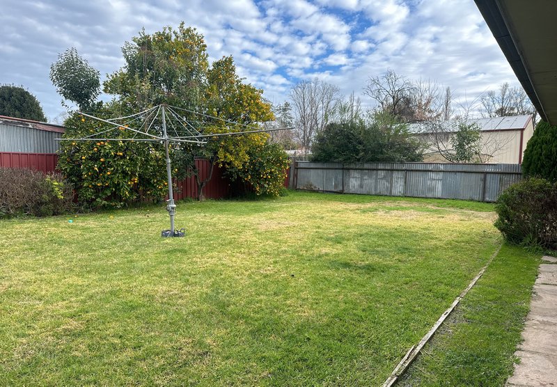 Photo - 7 Howick Street, Tumut NSW 2720 - Image 7