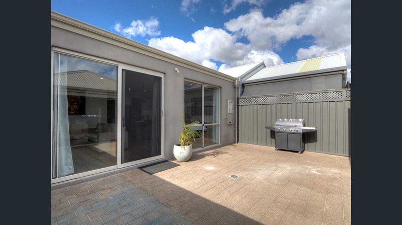 Photo - 7 Howie Way, Caversham WA 6055 - Image 17