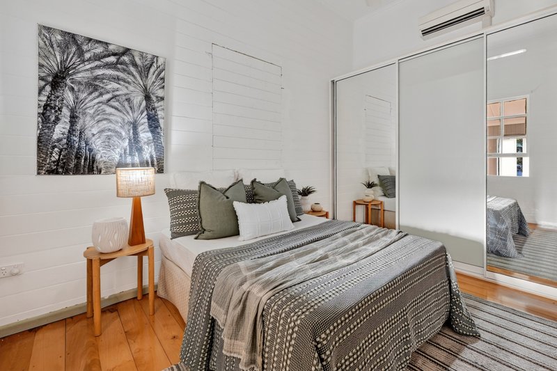 Photo - 7 Hubert Street, South Townsville QLD 4810 - Image 9