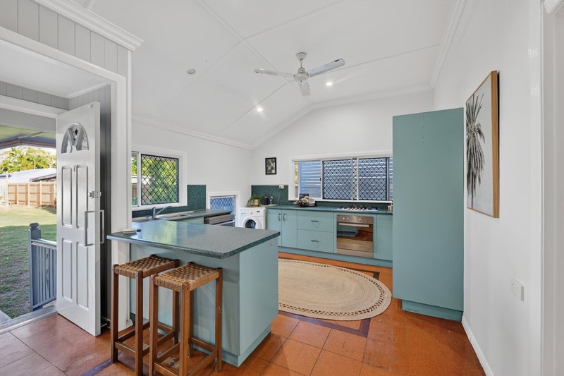 Photo - 7 Hubert Street, South Townsville QLD 4810 - Image 14