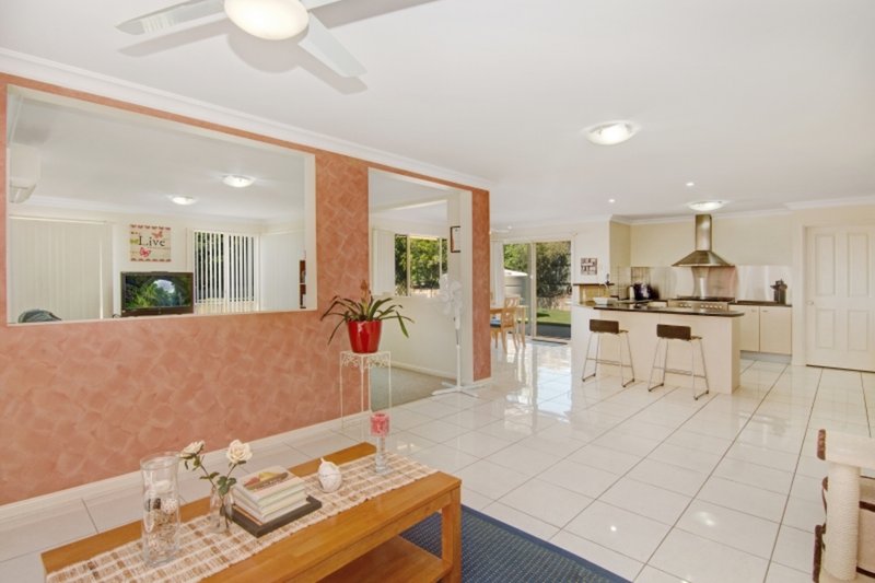 Photo - 7 Hughendon Court, Deception Bay QLD 4508 - Image 3