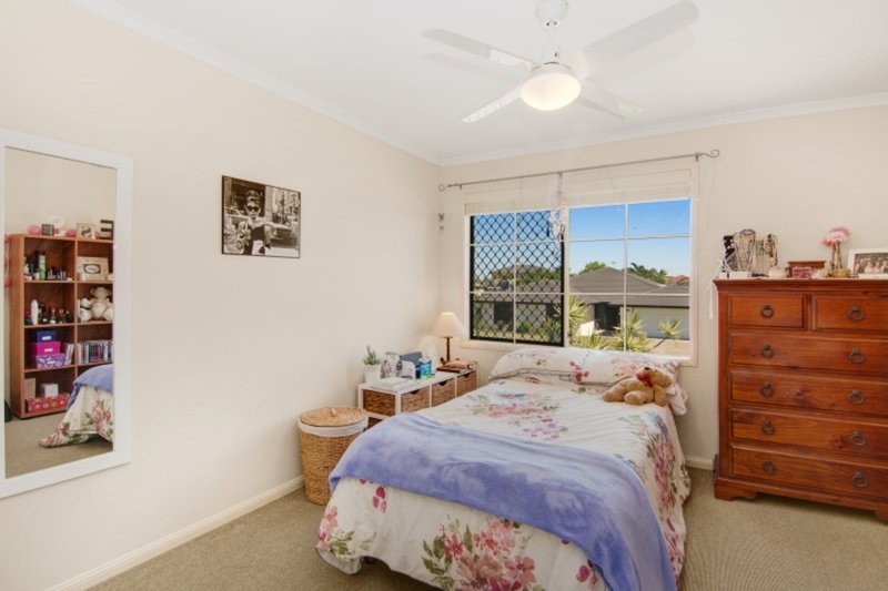 Photo - 7 Hughendon Court, Deception Bay QLD 4508 - Image 5