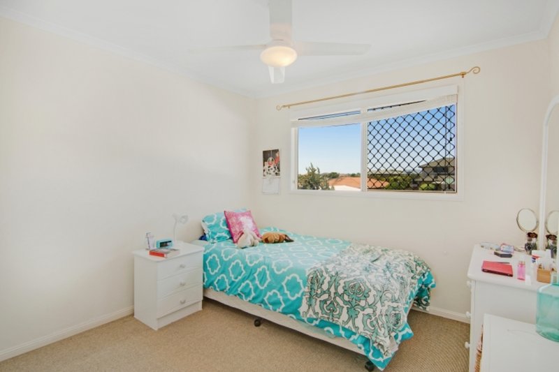 Photo - 7 Hughendon Court, Deception Bay QLD 4508 - Image 9