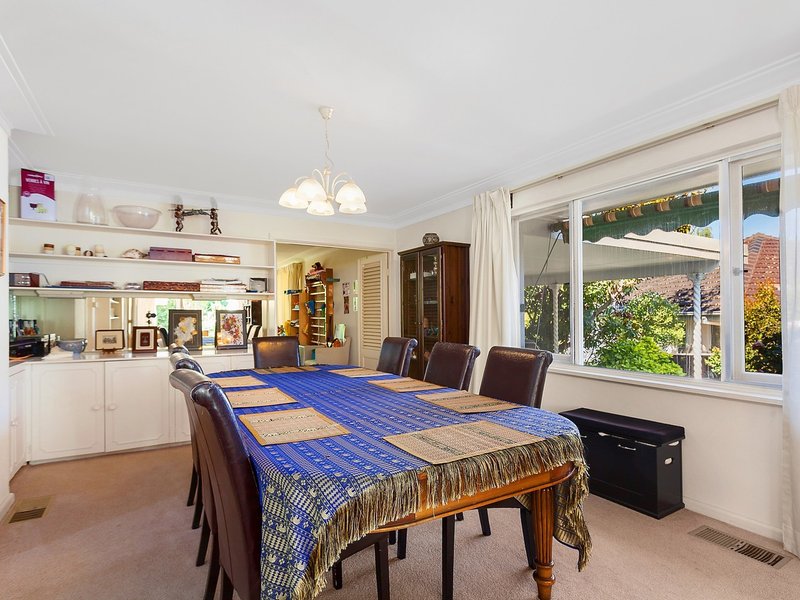 Photo - 7 Hunter Street, Yarralumla ACT 2600 - Image 4