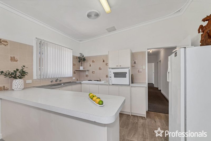 Photo - 7 Hydra Close, Rockingham WA 6168 - Image 6