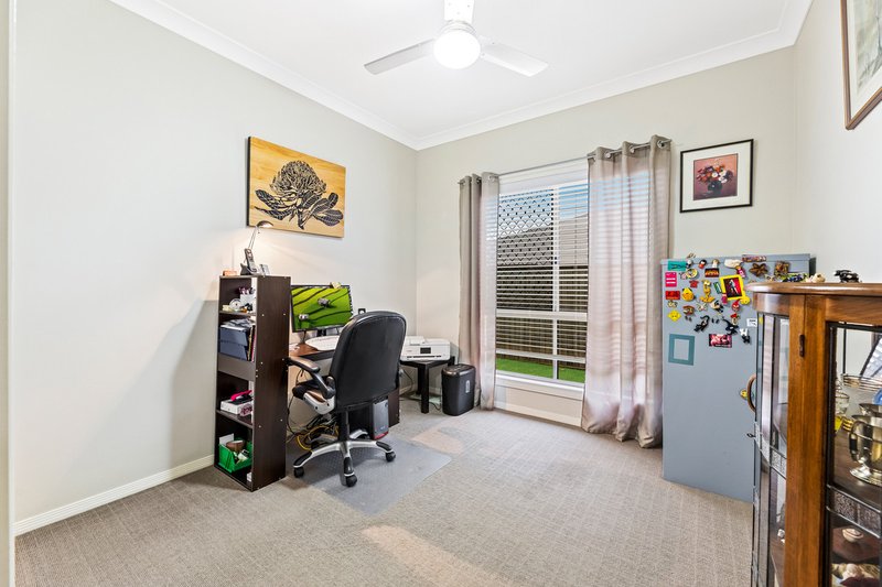 Photo - 7 Ibis Crescent, Highfields QLD 4352 - Image 11