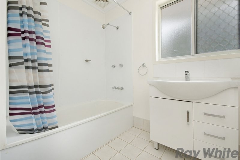 Photo - 7 Ilonka Street, Deception Bay QLD 4508 - Image 9